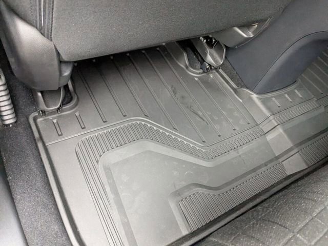 Certified 2024 Honda HR-V LX image 30