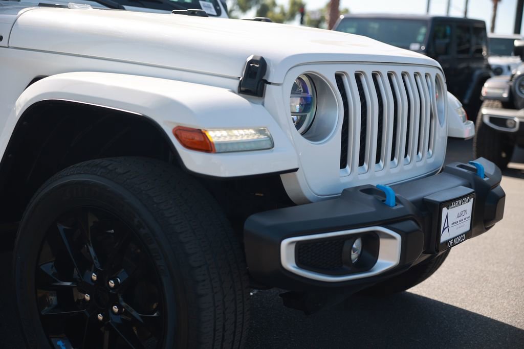 Used 2022 Jeep Wrangler Unlimited Sahara AWD/4WD image 7