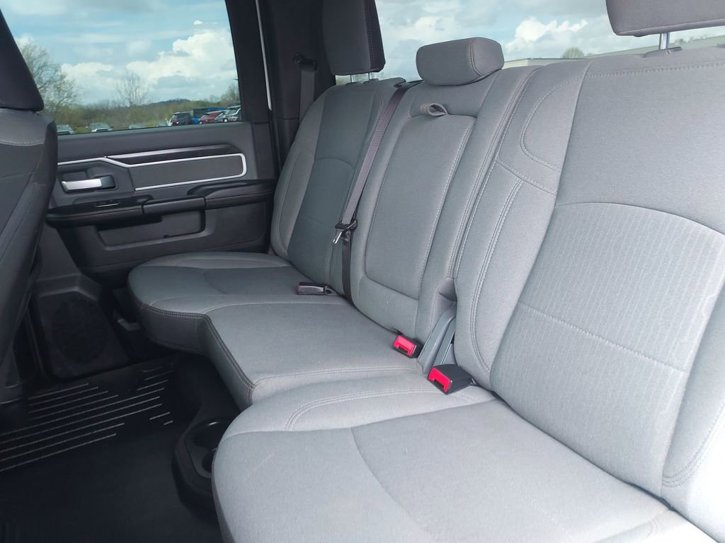 Used 2023 RAM 3500 Big Horn w/ Level 1 Equipment Group AWD/4WD image 27