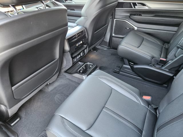New 2026 Jeep Grand Wagoneer 2WD image 20