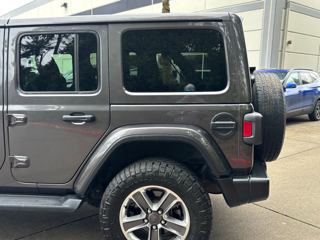 Used 2021 Jeep Wrangler Unlimited Sahara w/ Uconnect 4C Nav & Sound Group image 6