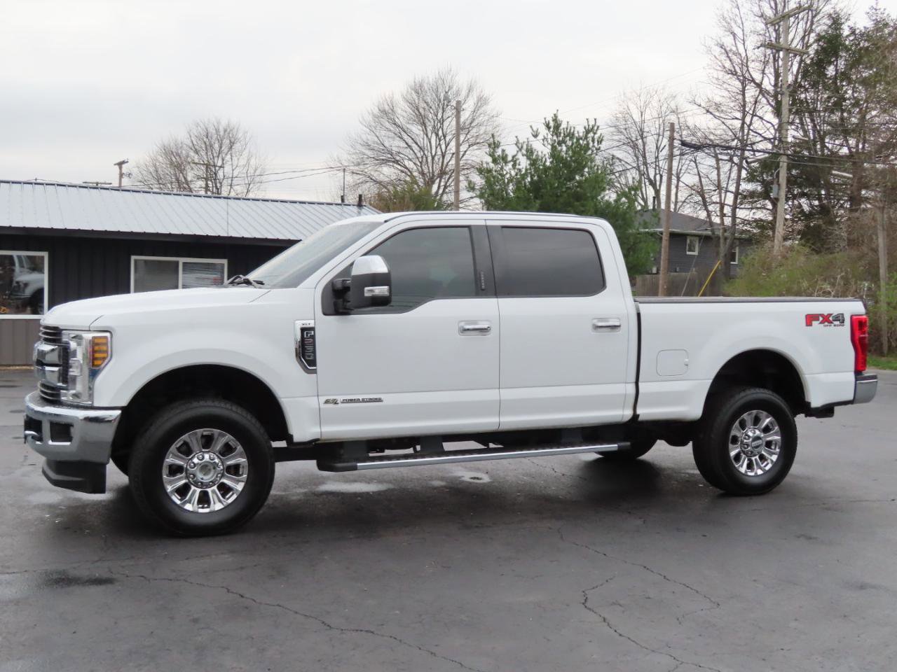 Used 2018 Ford F250 XLT w/ XLT Premium Package image 2