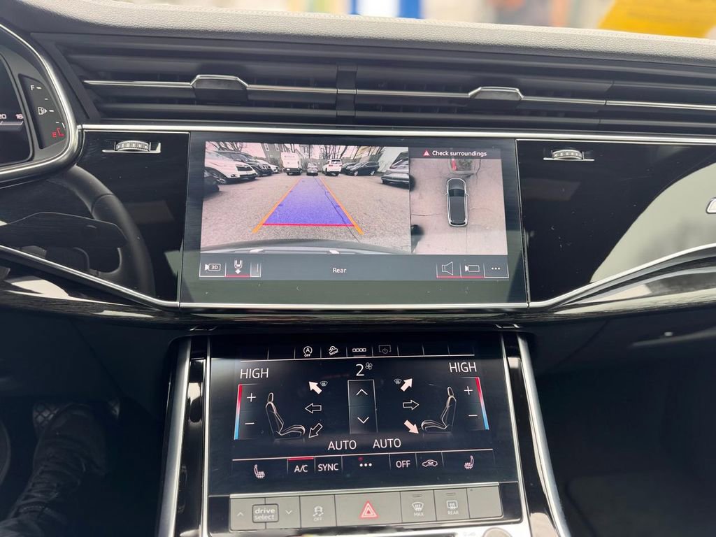 Used 2025 Audi Q7 3.0T Premium Plus image 15