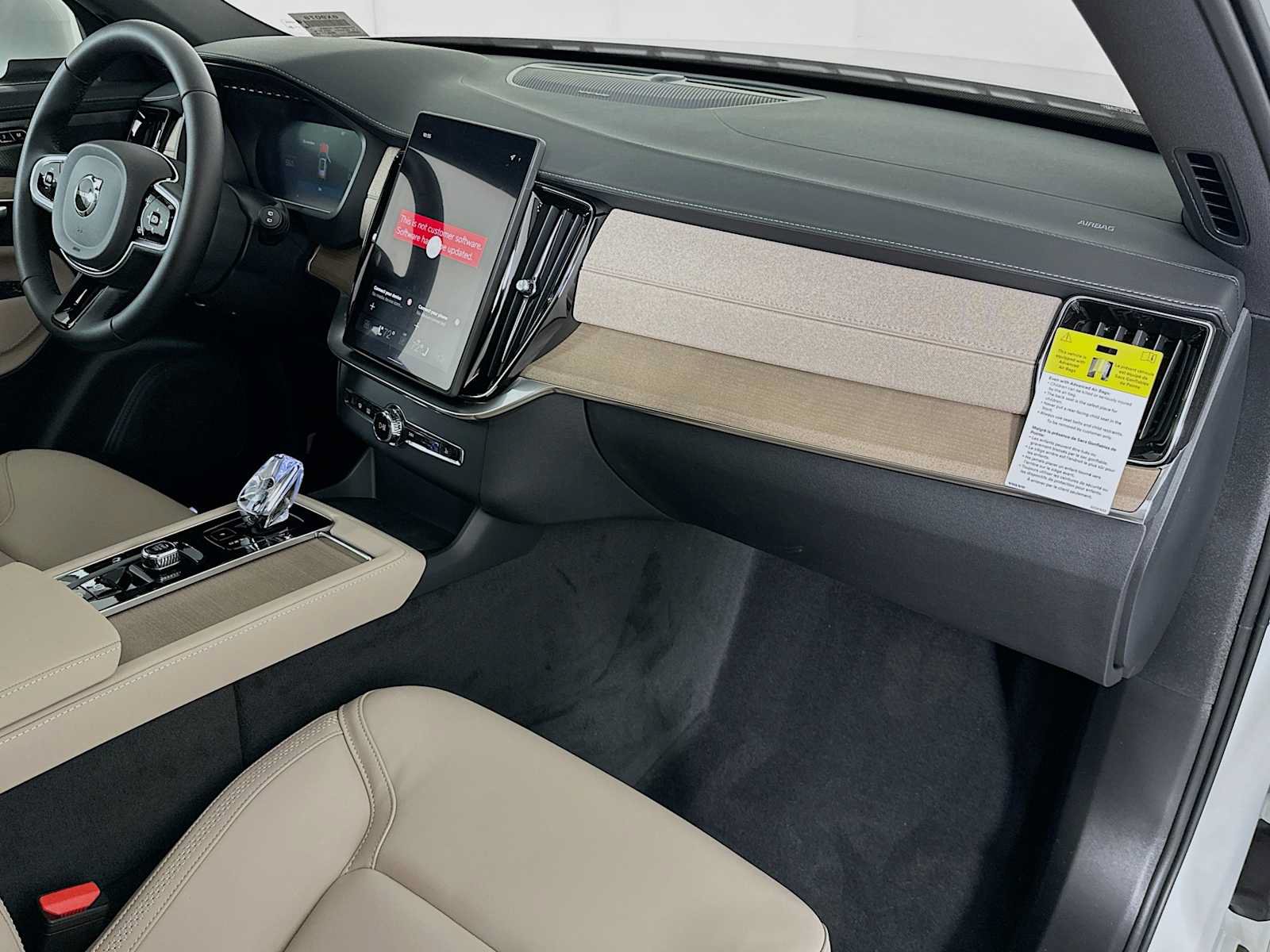 New 2026 Volvo XC90 T8 Plus w/ Protection Package Premier AWD/4WD image 28