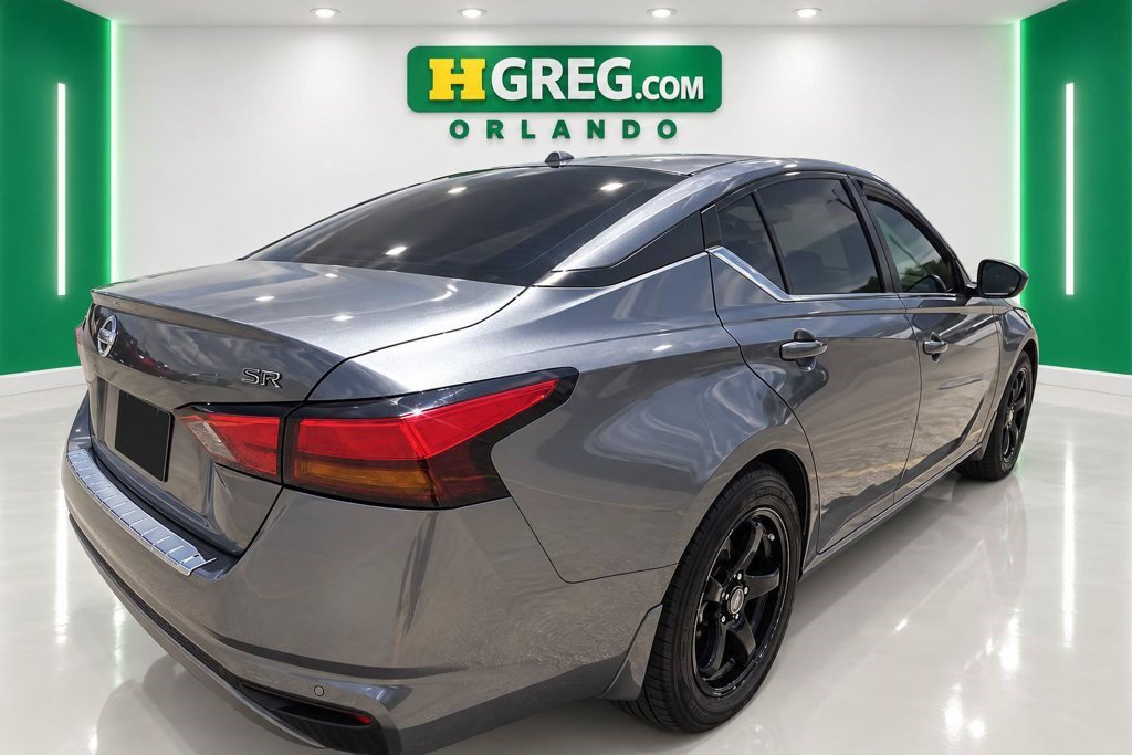 Used 2022 Nissan Altima 2.5 SR FWD image 6