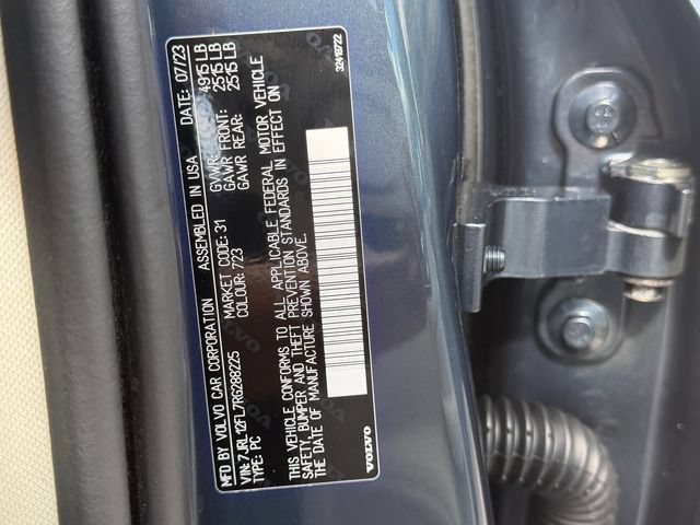 Certified 2024 Volvo S60 B5 Plus w/ Climate Package FWD image 31
