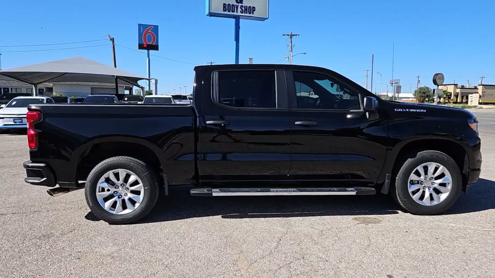 Used 2024 Chevrolet Silverado 1500 Custom RWD image 8