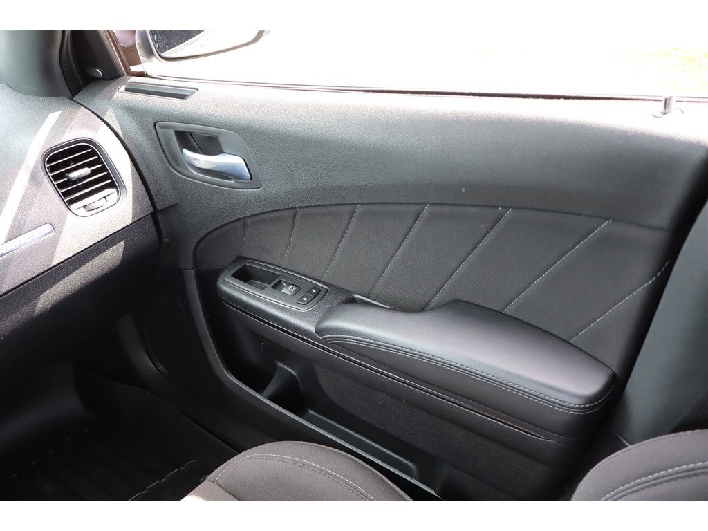 Used 2021 Dodge Charger R/T w/ Blacktop Package image 21