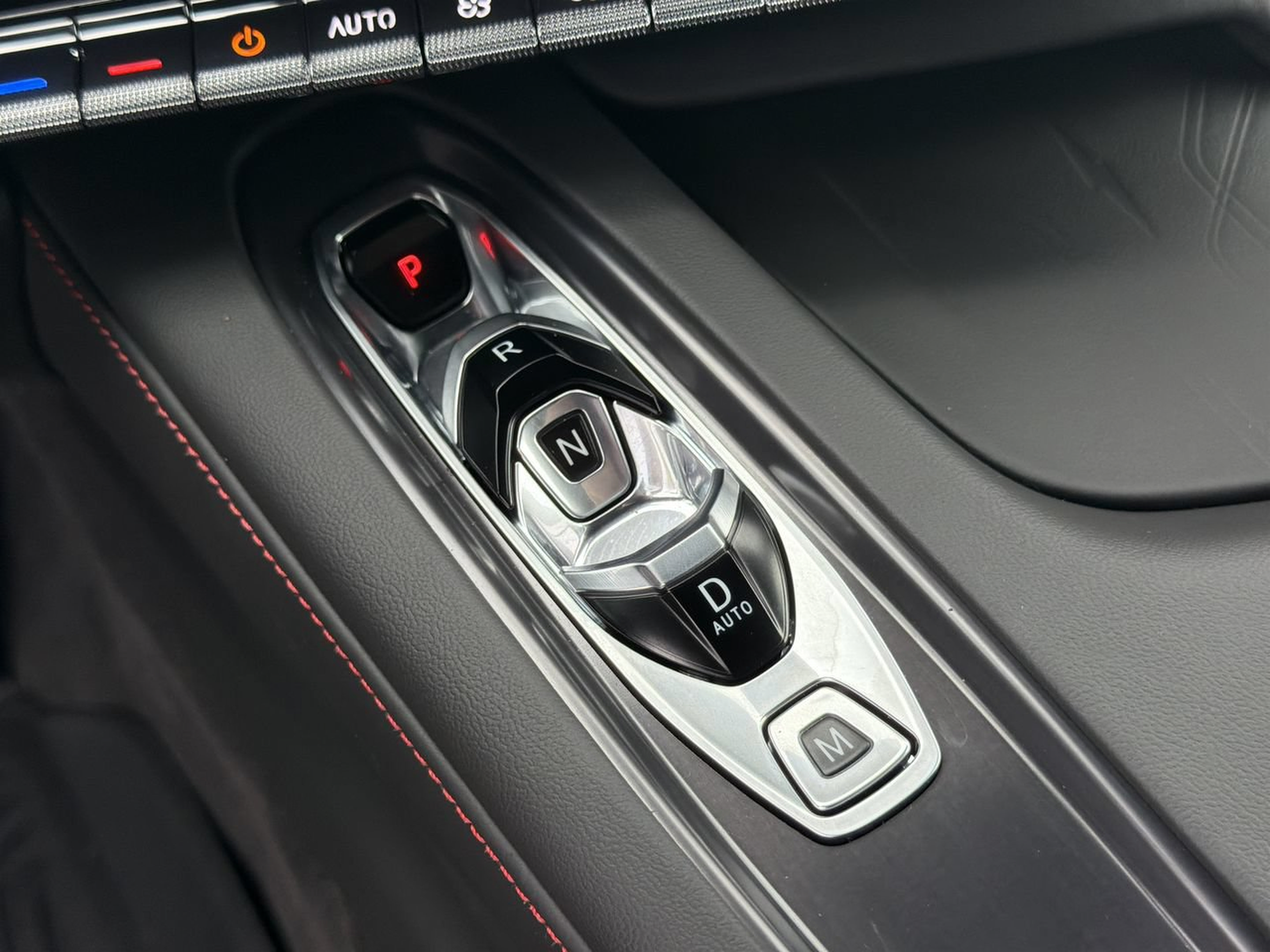 Used 2026 Chevrolet Corvette Z06 RWD image 16