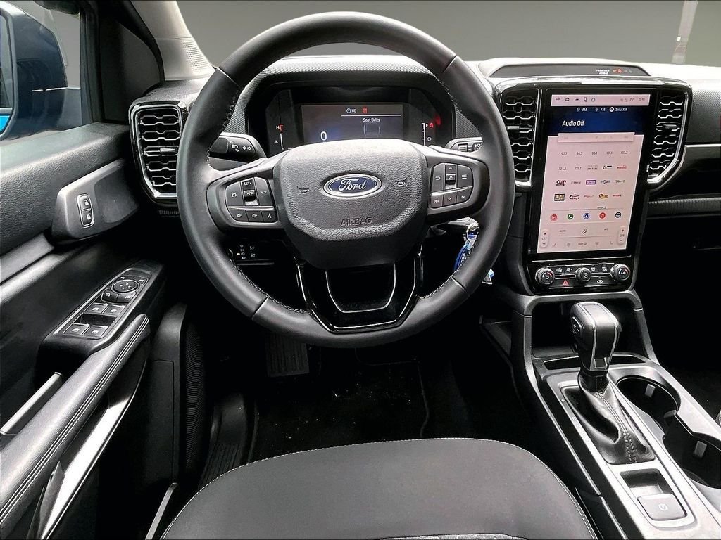 Used 2025 Ford Ranger XLT w/ Equipment Group 301A High AWD/4WD image 18