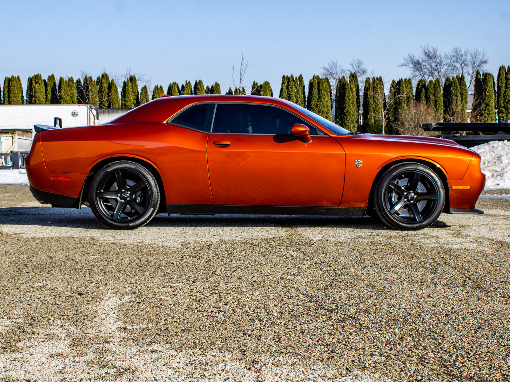 Used 2022 Dodge Challenger SRT Hellcat image 2