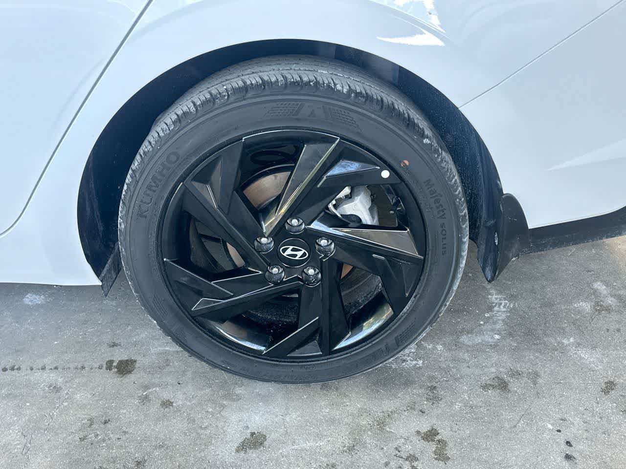 New 2026 Hyundai Elantra Sport FWD image 11