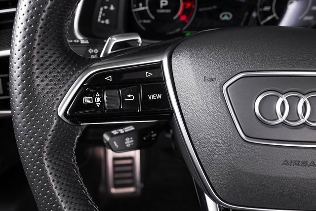 Used 2022 Audi RS 6 image 42