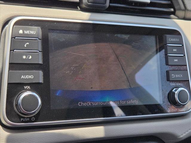 Used 2021 Nissan Versa SV FWD image 12