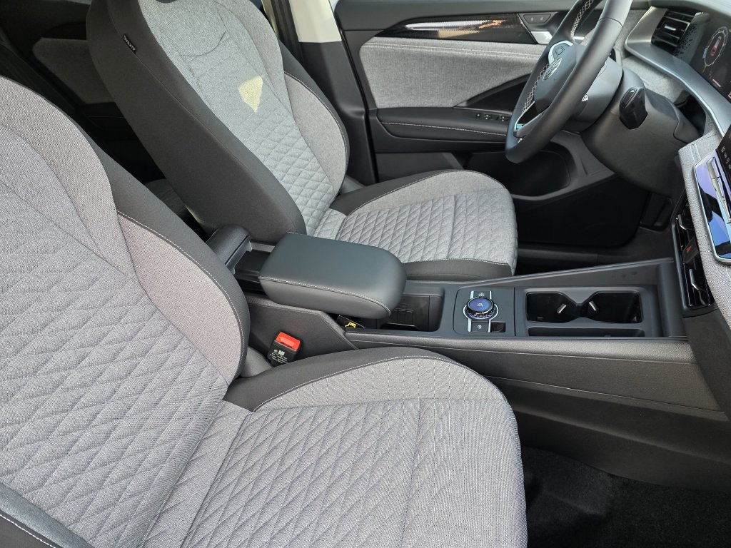 New 2026 Volkswagen Tiguan S FWD image 12