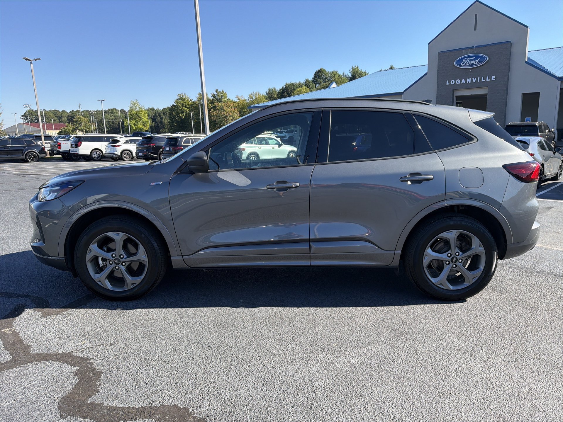 Certified 2024 Ford Escape ST-Line w/ Tech Pack #1 AWD/4WD image 24