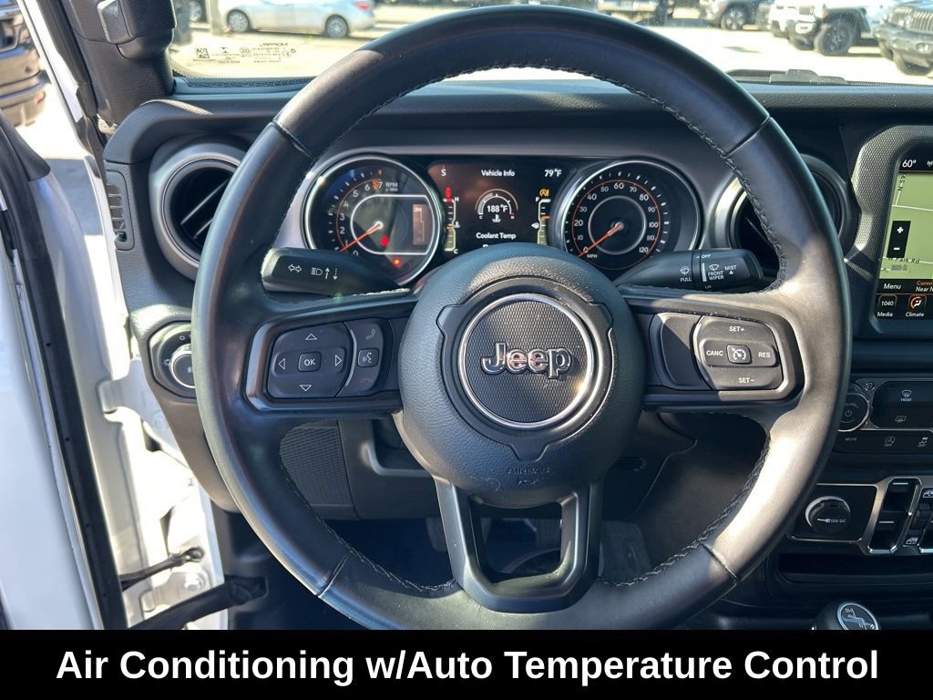 Used 2022 Jeep Wrangler Unlimited Sport AWD/4WD image 16