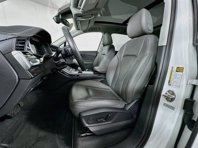 Used 2025 Audi Q7 3.0T Premium Plus AWD/4WD image 4