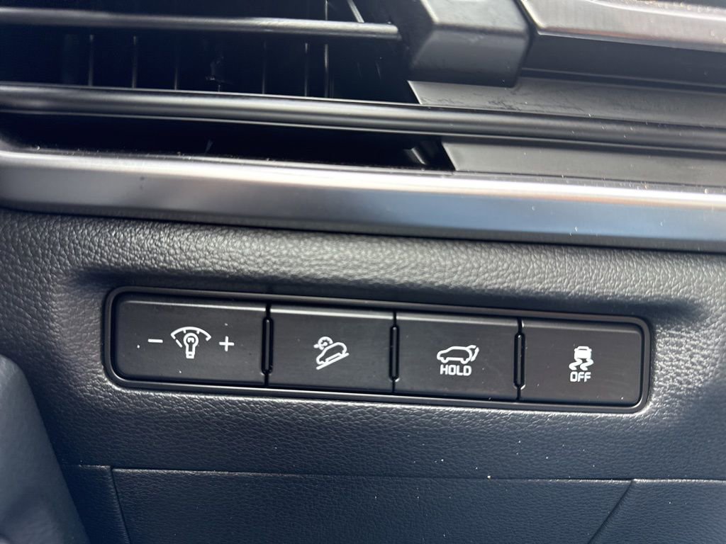Used 2025 Kia Telluride S image 27