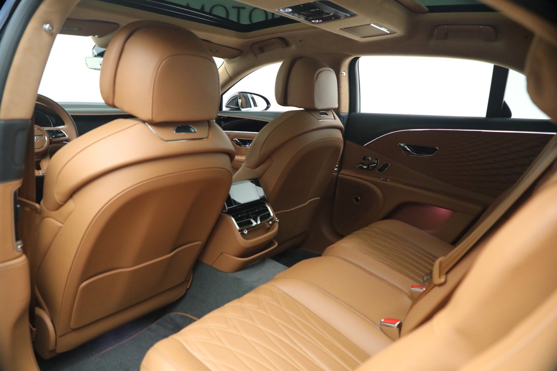 New 2026 Bentley Flying Spur Azure AWD/4WD image 22