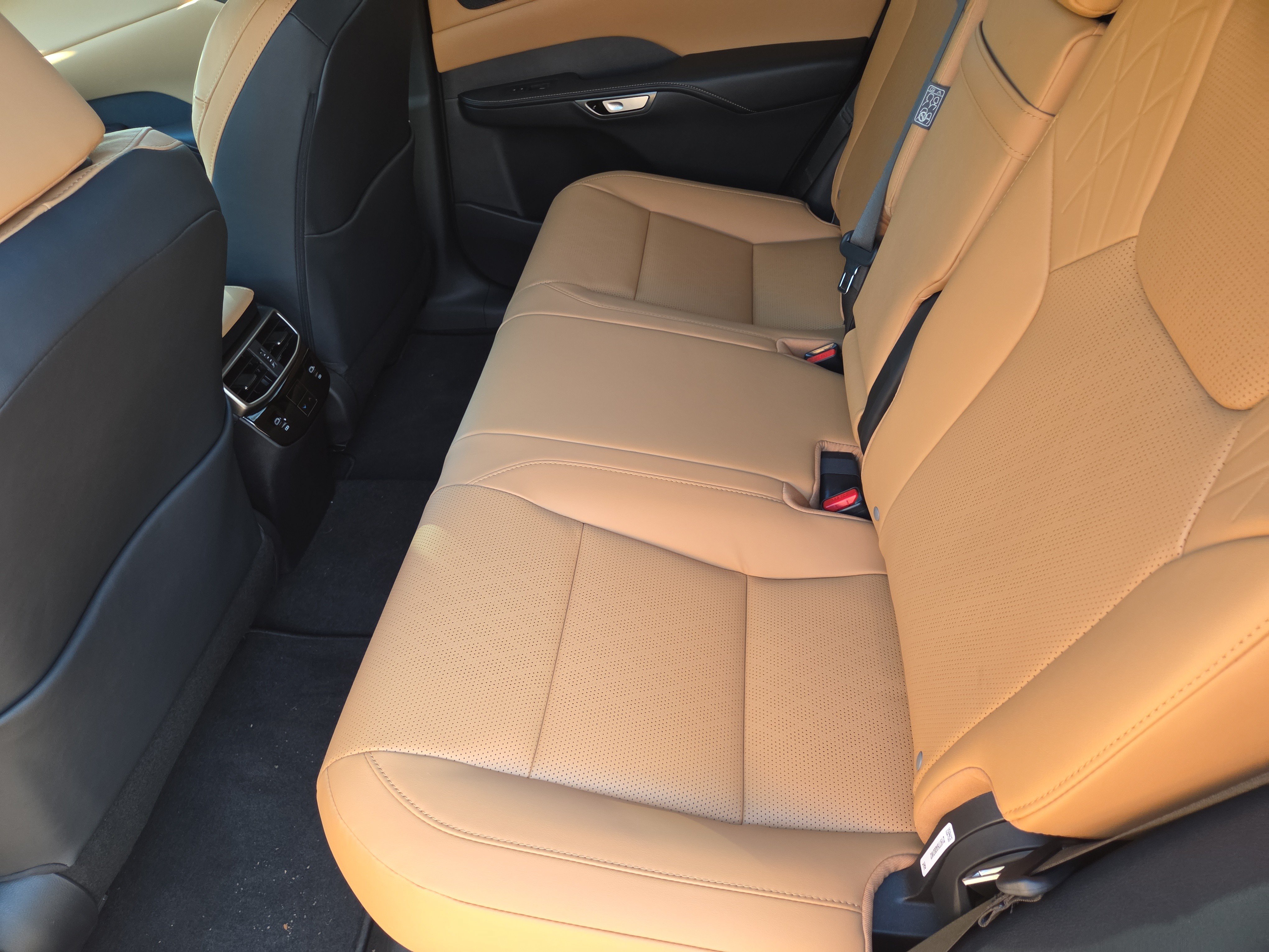 New 2026 Lexus RX 350 w/ Convenience Package AWD/4WD image 10