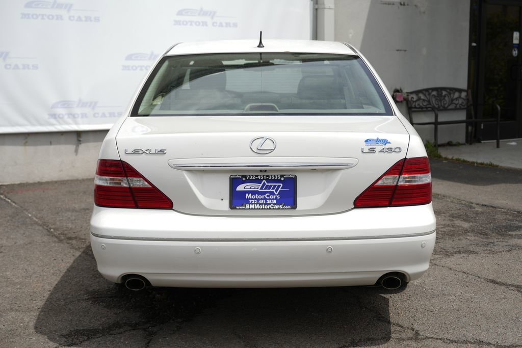 Used 2005 Lexus LS 430 RWD image 6