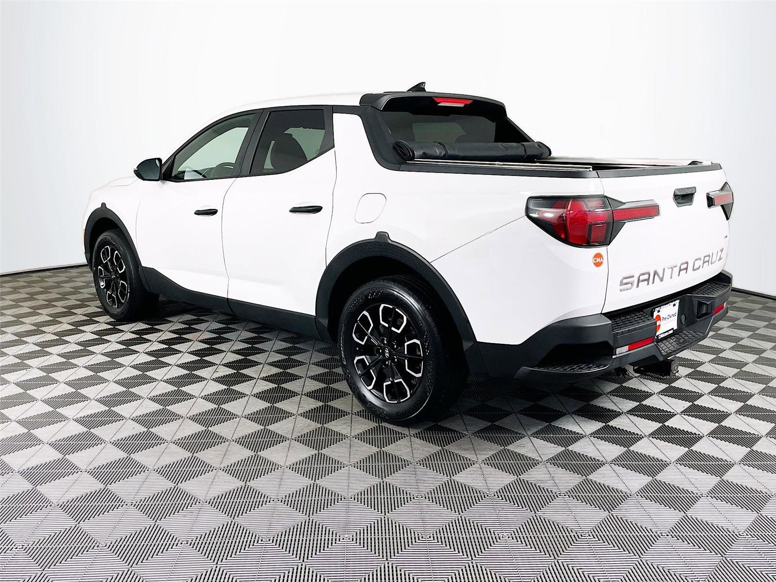 Used 2022 Hyundai Santa Cruz SEL image 6