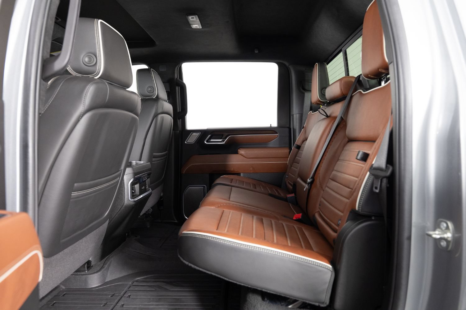 Used 2025 GMC Sierra 3500 Denali Ultimate AWD/4WD image 19