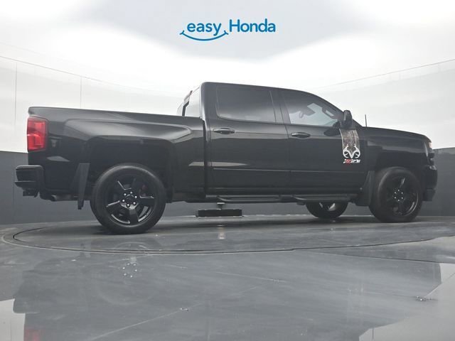 Used 2017 Chevrolet Silverado 1500 LTZ Z71 w/ Realtree Edition AWD/4WD image 33