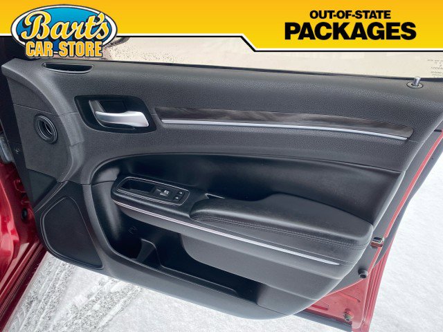 Used 2016 Chrysler 300 Limited RWD image 13