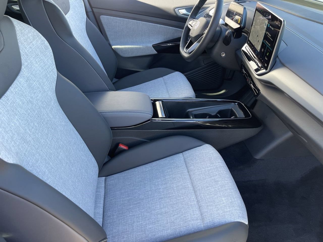 New 2026 Volkswagen ID.4 Pro RWD image 8
