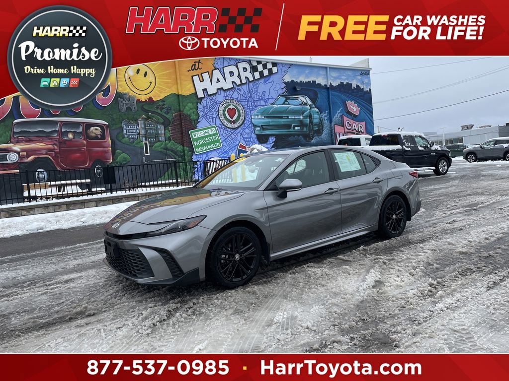 Used 2025 Toyota Camry SE AWD/4WD image 1