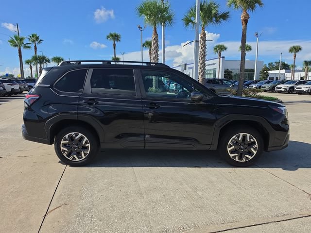 Used 2026 Subaru Forester Premium AWD/4WD image 2