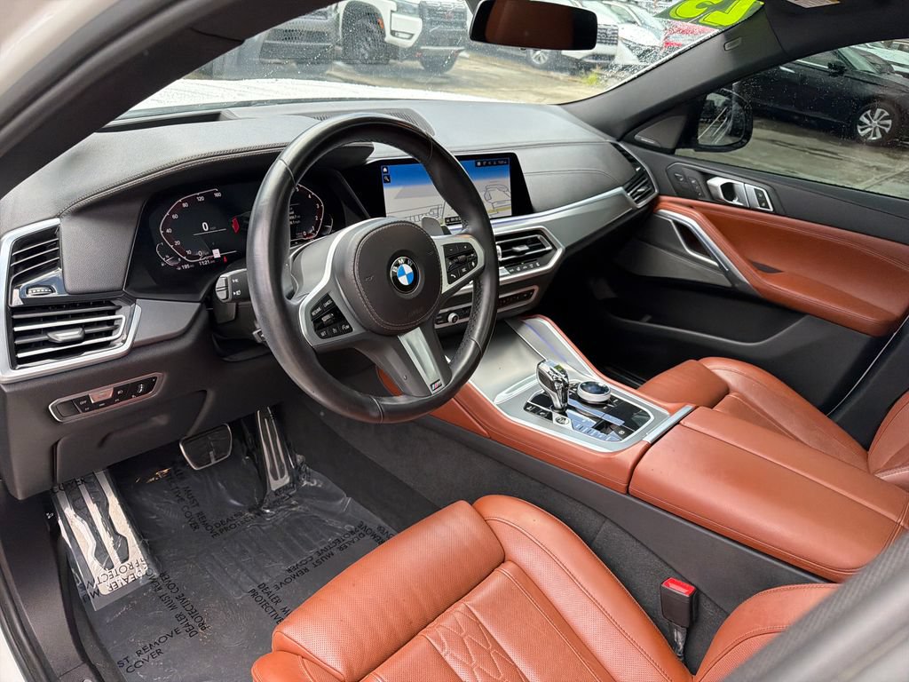 Used 2023 BMW X6 xDrive40i w/ M Sport Package AWD/4WD image 14