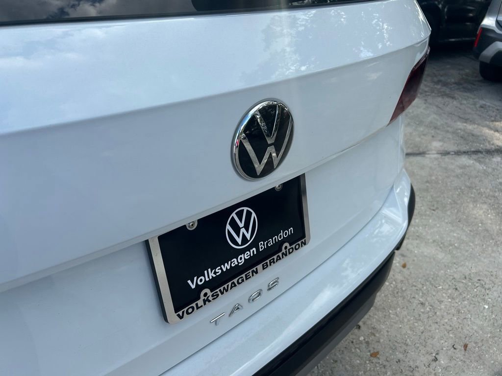 Used 2022 Volkswagen Taos S w/ IQ Drive S Package image 31