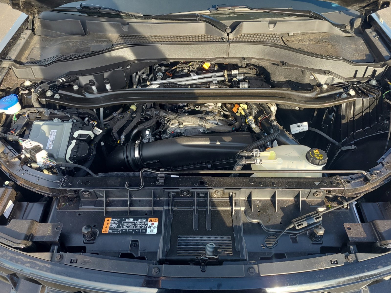 Used 2025 Ford Explorer ST-Line w/ ST-Line Street Pack image 32