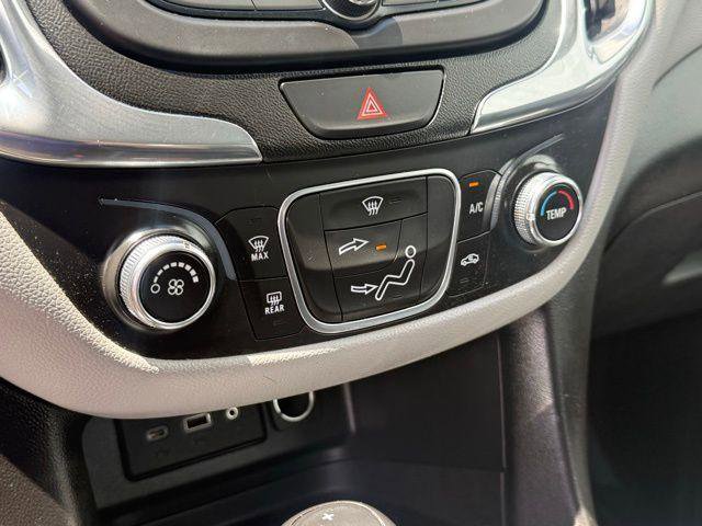 Used 2019 Chevrolet Equinox LS FWD image 11