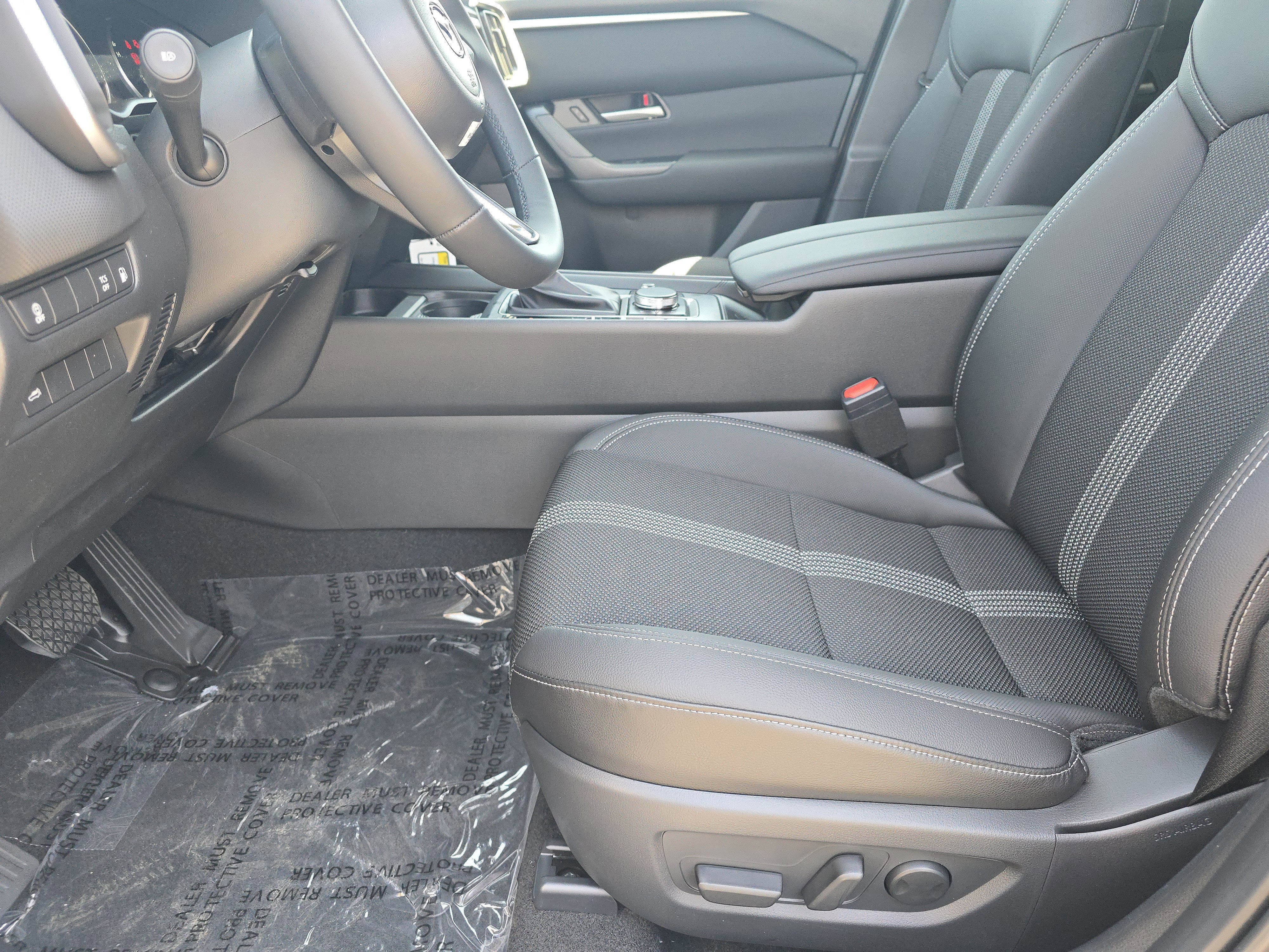 Certified 2025 MAZDA CX-50 2.5 Hybrid w/ Preferred Pkg image 9