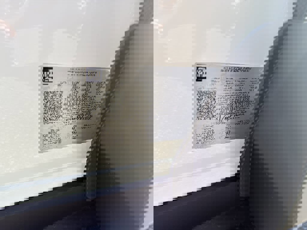 New 2026 Chevrolet Trax RS w/ Sunroof Package image 22