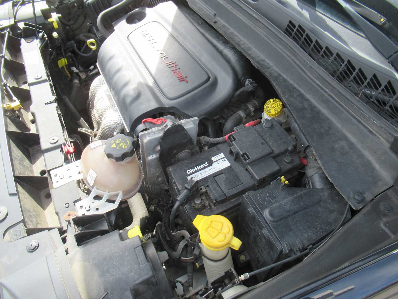 Used 2016 Jeep Renegade Latitude image 14