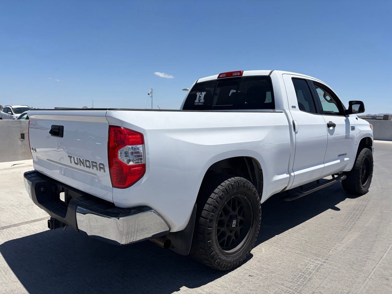 Used 2016 Toyota Tundra SR5 AWD/4WD image 2