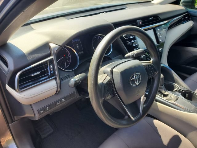 Used 2020 Toyota Camry LE FWD image 16