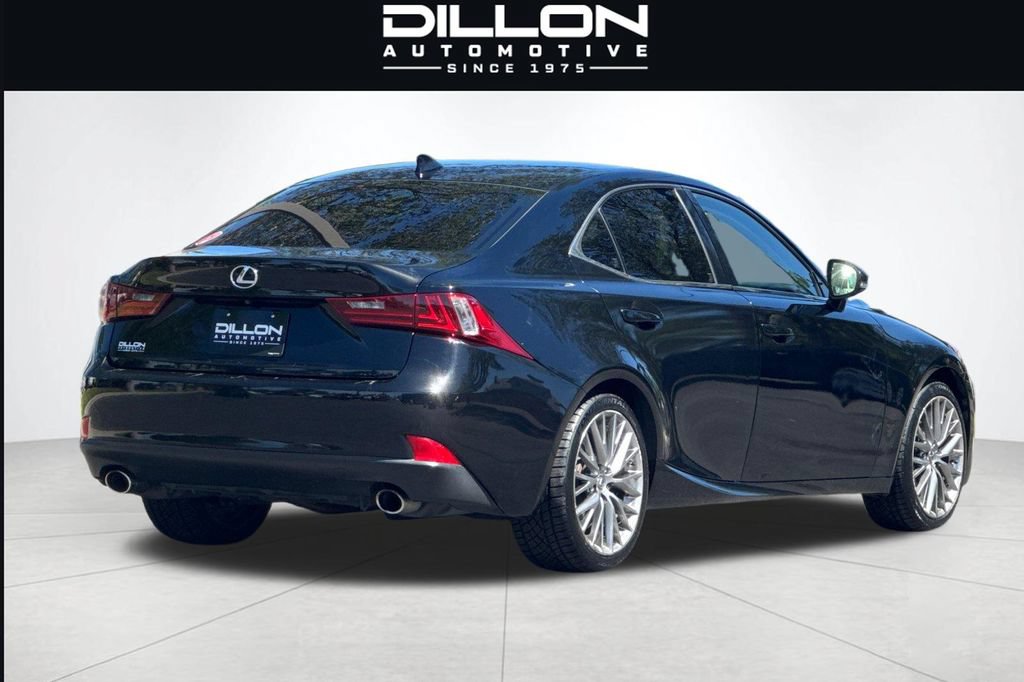 Used 2014 Lexus IS 250 w/ Navigation Package RWD image 4