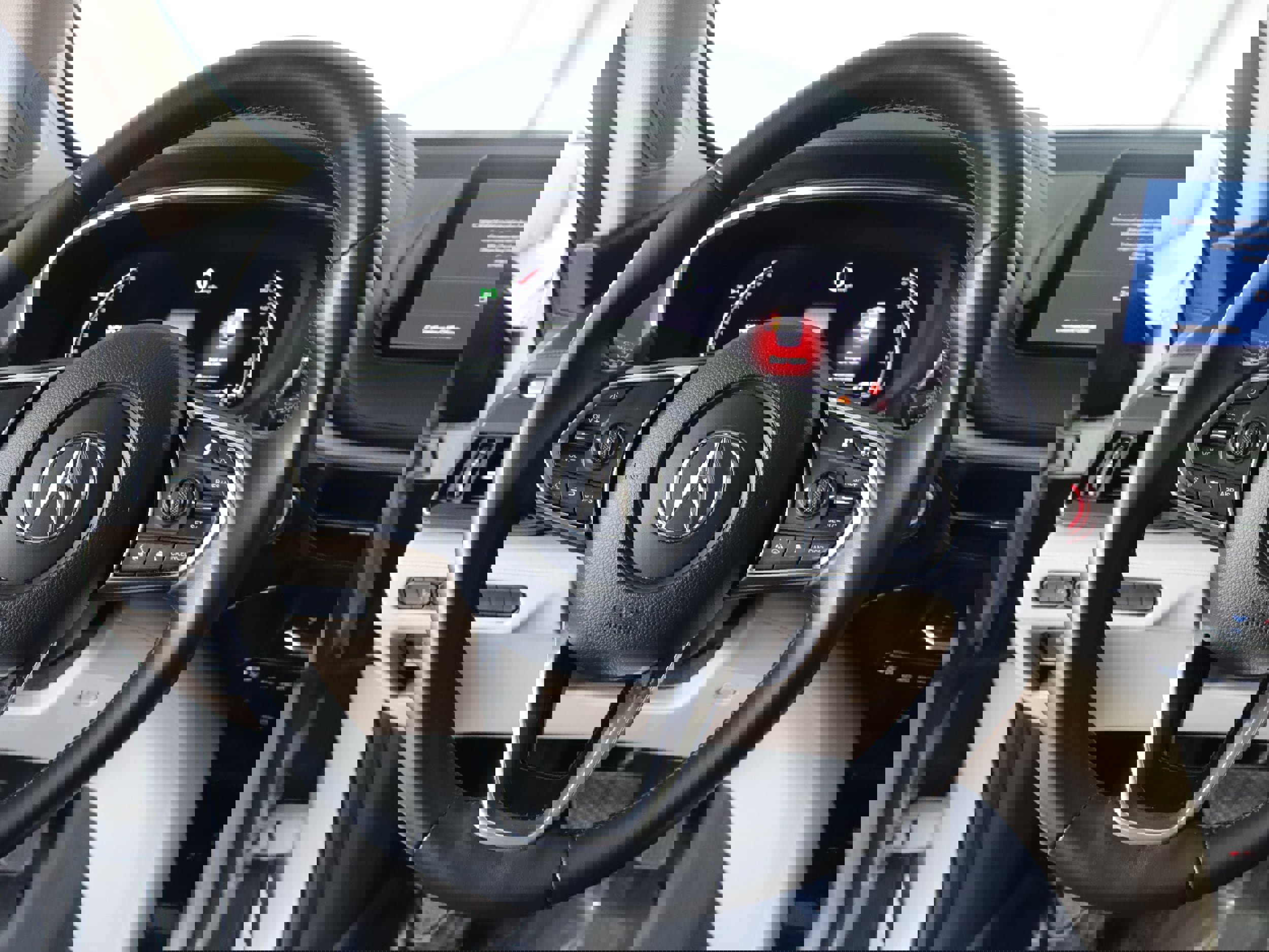 Used 2023 Acura MDX SH-AWD w/ Technology Package image 13