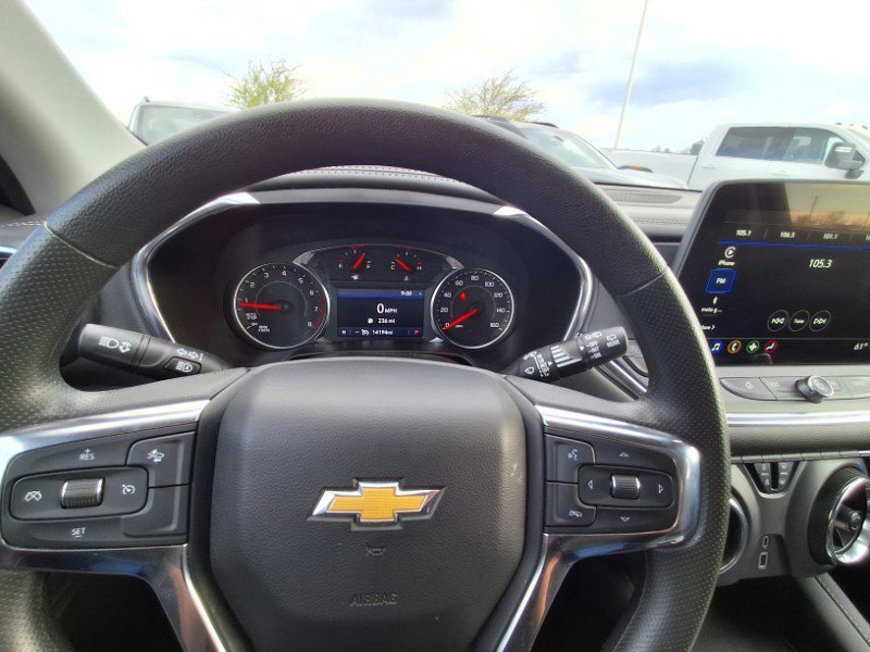 Used 2025 Chevrolet Blazer LT image 13