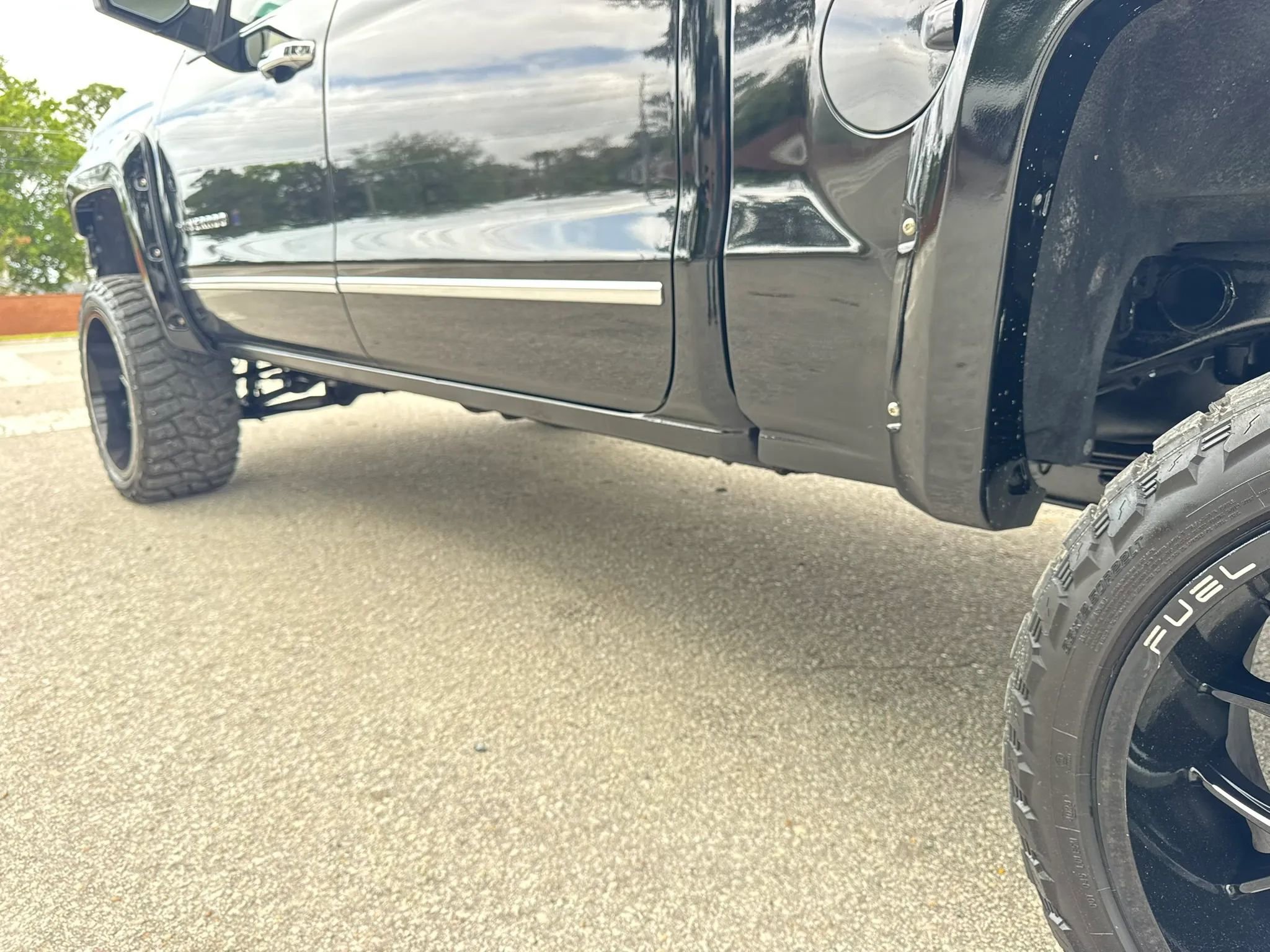 Used 2015 Chevrolet Silverado 1500 LTZ image 23