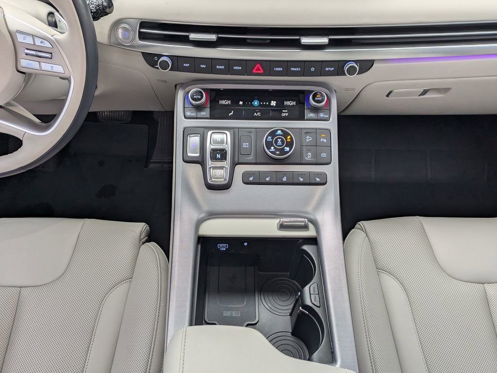 Used 2024 Hyundai Palisade Calligraphy image 18