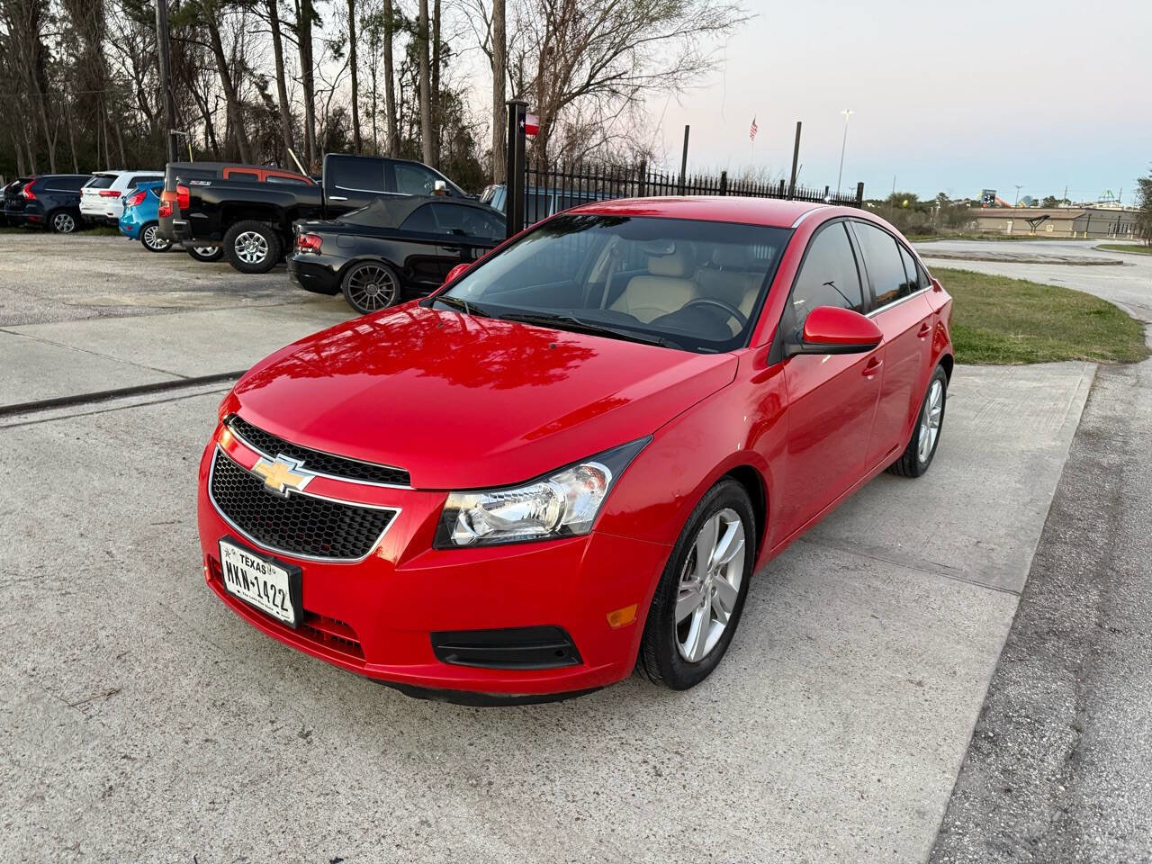 Used 2014 Chevrolet Cruze Diesel image 3