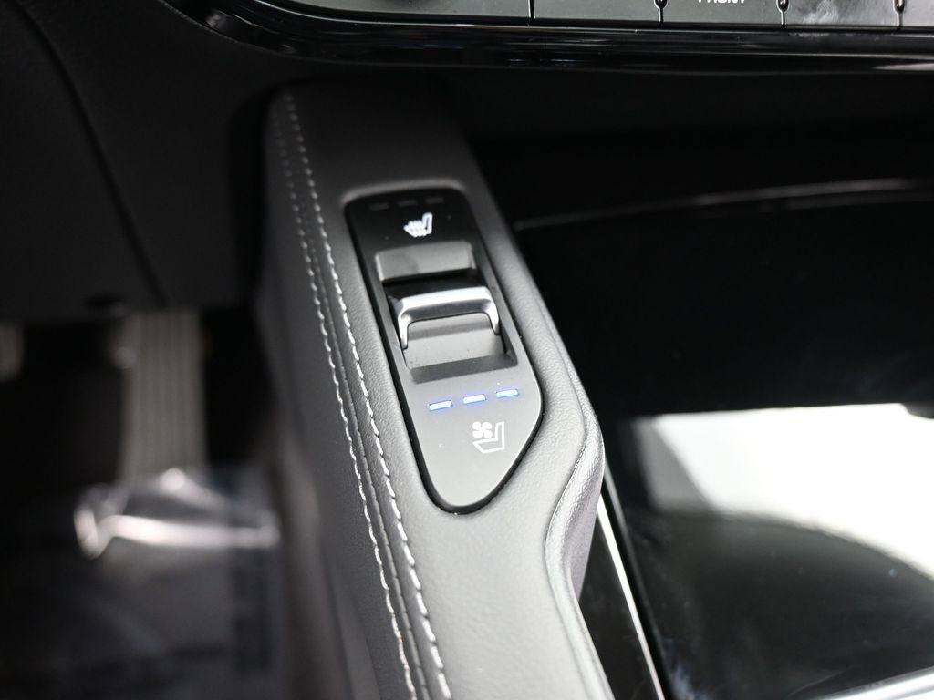 Used 2023 Kia Telluride EX image 23