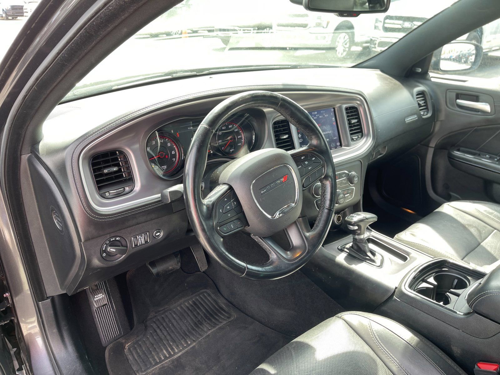 Used 2020 Dodge Charger SXT w/ Plus Group image 11